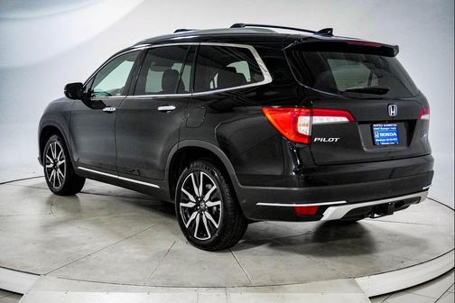 2022 Honda Pilot AWD Elite
