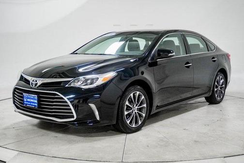 2016 Toyota Avalon XLE