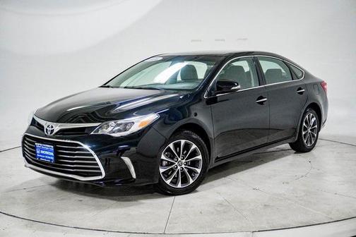 2016 Toyota Avalon XLE