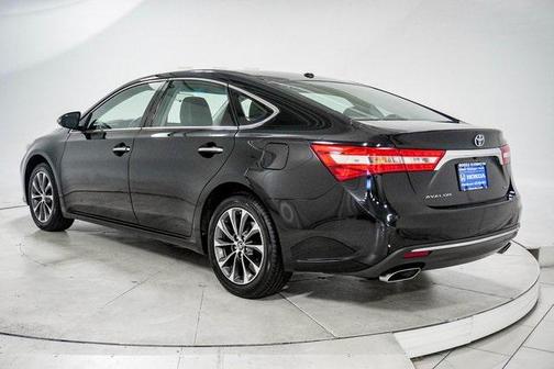 2016 Toyota Avalon XLE