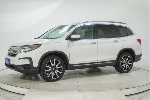 2022 Honda Pilot Touring 8-Passenger