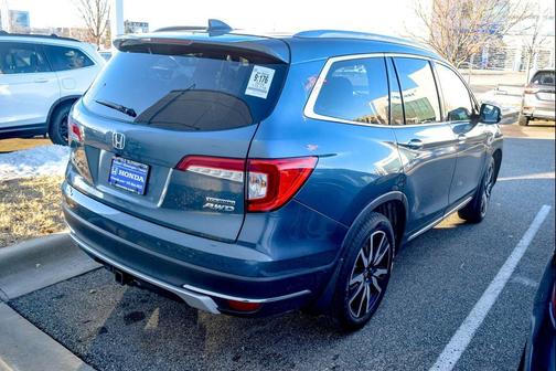 2019 Honda Pilot Touring 8-Passenger