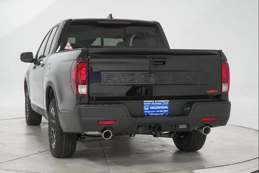 Crystal Black Pearl 2026 Honda Ridgeline TrailSport+