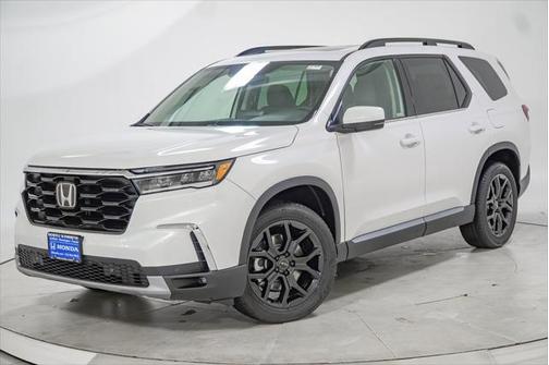 2025 Honda Pilot Touring 8-Passenger