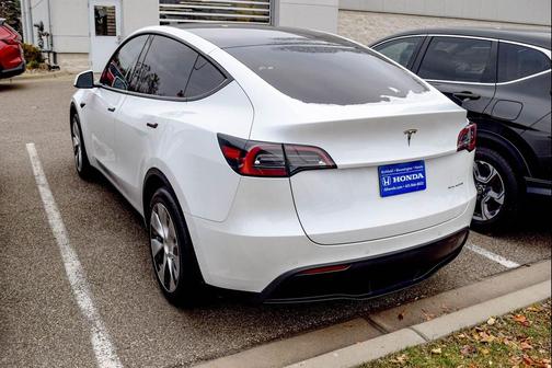 2021 Tesla Model Y Long Range Dual Motor All-Wheel Drive