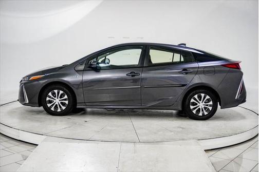 2021 Toyota Prius Prime LE