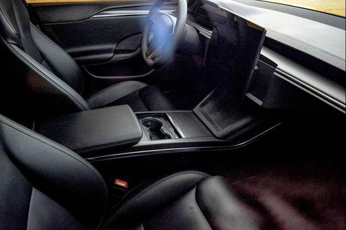 2023 Tesla Model S Plaid