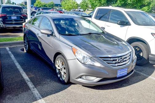 2011 Hyundai SONATA SE