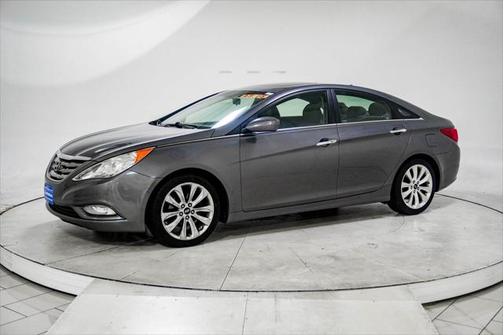 2011 Hyundai SONATA SE