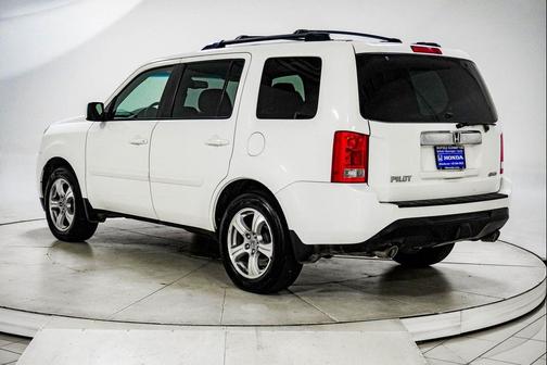 White Diamond Pearl 2015 Honda Pilot EX-L