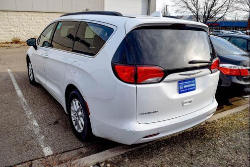 2020 Chrysler Voyager LXI