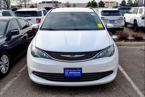 2020 Chrysler Voyager LXI