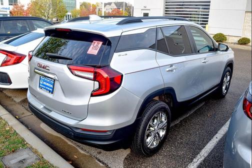 2022 GMC Terrain SLE