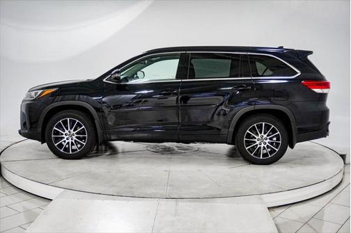 2018 Toyota Highlander SE