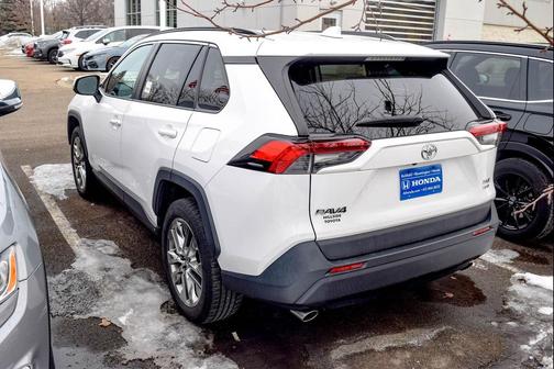 2020 Toyota RAV4 XLE Premium