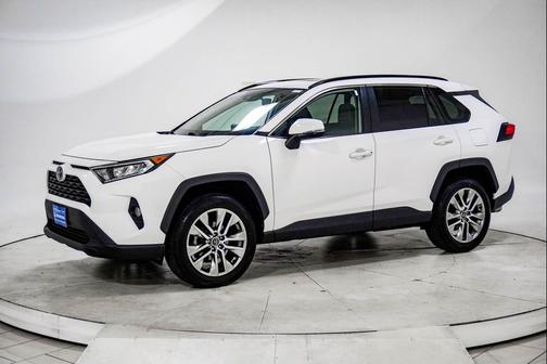 2020 Toyota RAV4 XLE Premium