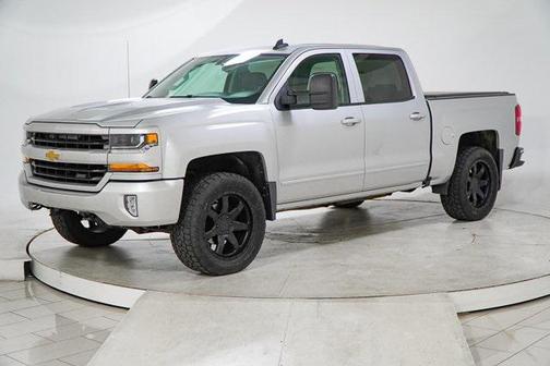 2017 Chevrolet Silverado 1500 2LT