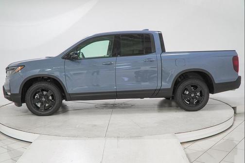 2025 Honda Ridgeline Black