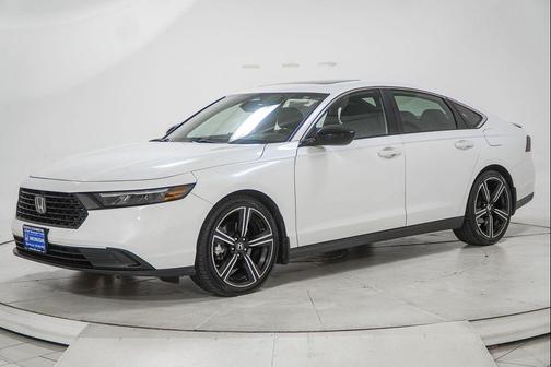 Platinum White Pearl 2023 Honda Accord Hybrid Sport
