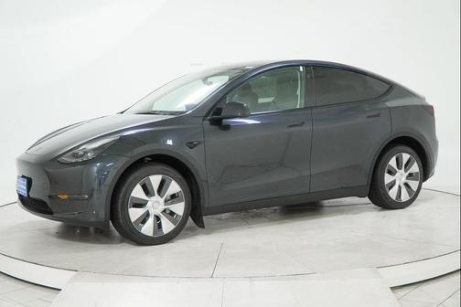 2024 Tesla Model Y Long Range Dual Motor All-Wheel Drive