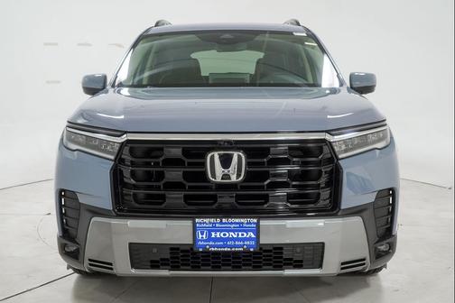 Sonic Gray Pearl 2026 Honda Pilot Elite