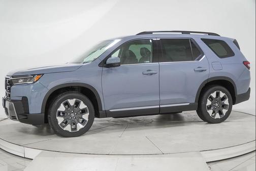 Sonic Gray Pearl 2026 Honda Pilot Elite