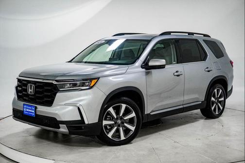 2024 Honda Pilot Touring 8-Passenger