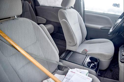 2017 Toyota Sienna LE