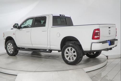 2021 RAM 2500 Big Horn Crew Cab 4x4 6'4' Box