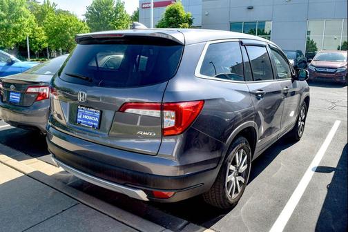 Modern Steel Metallic 2019 Honda Pilot EX-L