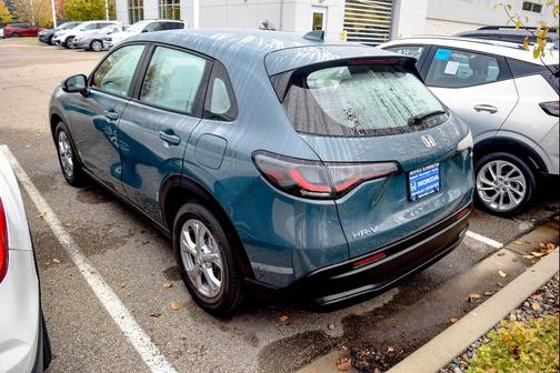 2023 Honda HR-V LX