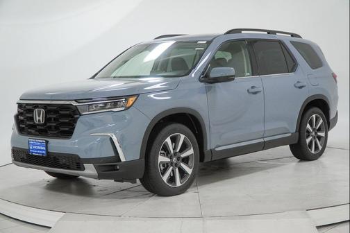 2025 Honda Pilot Touring 8-Passenger