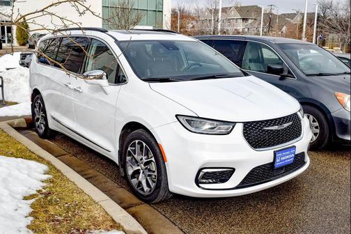 2022 Chrysler Pacifica Limited