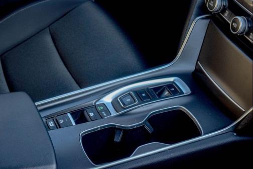 2022 Honda Accord Hybrid Base