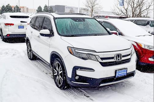 2022 Honda Pilot Touring 8-Passenger