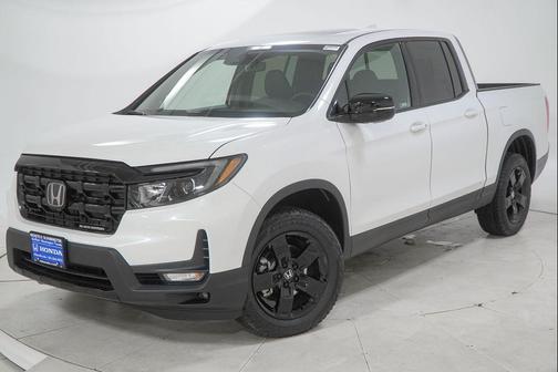 Platinum White Pearl 2026 Honda Ridgeline Black
