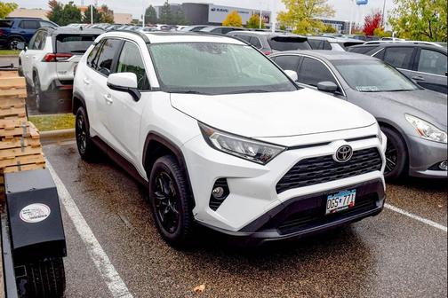 2019 Toyota RAV4 XLE