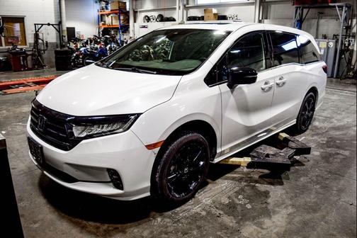 2024 Honda Odyssey Sport