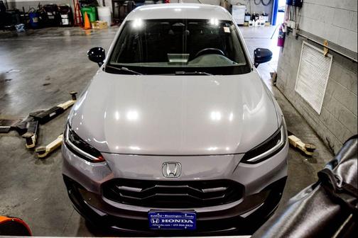 Urban Gray Pearl 2024 Honda HR-V Sport