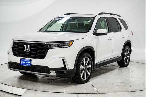 2024 Honda Pilot Touring 8-Passenger