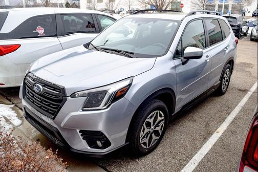 2023 Subaru Forester Premium