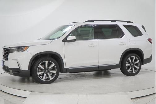 2023 Honda Pilot AWD Elite