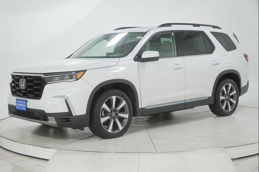 2023 Honda Pilot AWD Elite