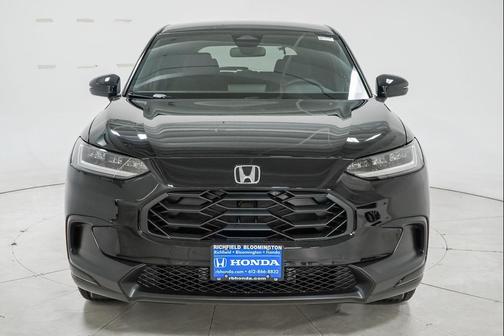 Crystal Black Pearl 2027 Honda HR-V Sport