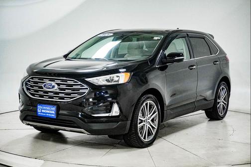 Agate Black Metallic 2021 Ford Edge Titanium