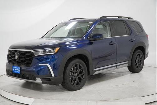2025 Honda Pilot Touring 8-Passenger