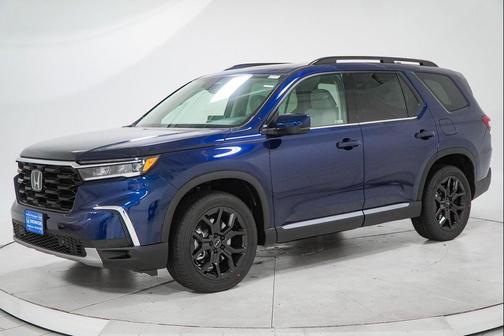 2025 Honda Pilot Touring 8-Passenger