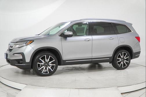 2022 Honda Pilot AWD Elite