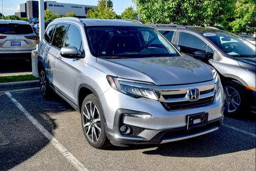 2022 Honda Pilot AWD Elite