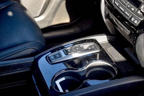 2022 Honda Pilot AWD Elite